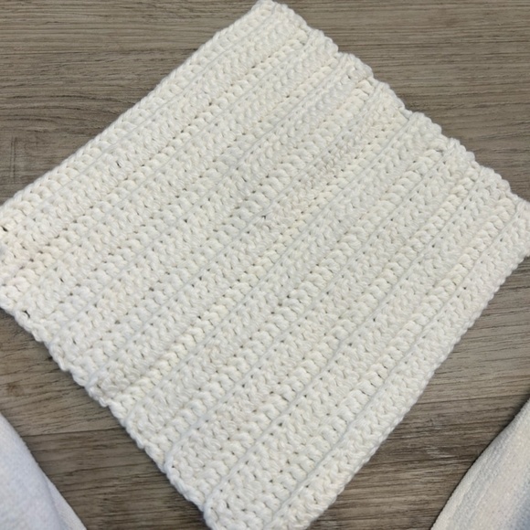 Handmade vintage dish towels cloth with crochet tops to hang on cupboard handles - Picture 3 of 4
